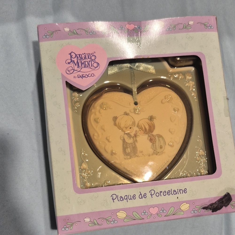 Vintage Precious Moments Heart Plaque
